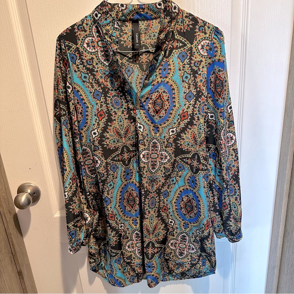 Long sleeve blouse with beautiful design